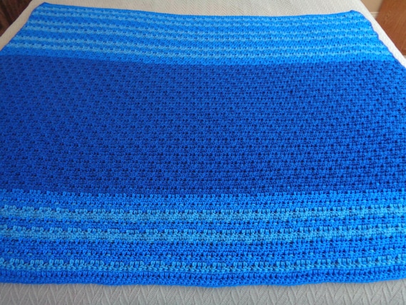 Vintage Retro Handmade Knit Crochet Granny Afghan Throw Blanket Cover Quilt Bedding Spread Comforter Home Living Everyone Gift Blue