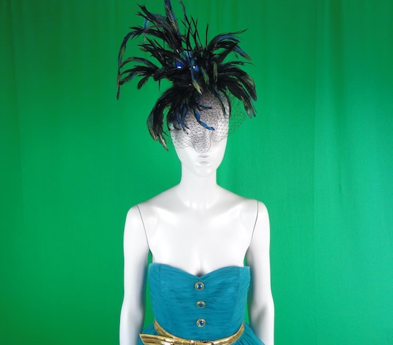 Chichi Couture Hanson Allen Designer Fascinator Band Headdress Showgirl Feather Mini Hat Wedding Party Evening Formal Gift NWT 1 Siz Fit All