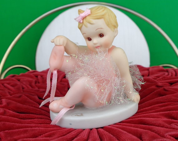 Vintage Retro Ballerina Dancer Doll Figurine Statue Art Collectible Keepsake Little Miracle Pink Glass Sculpture Display Home Decor Gift