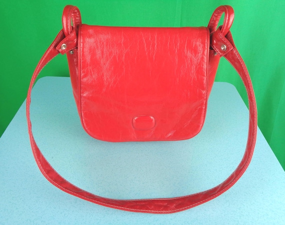Vintage Retro Shoulder Messenger Crossbody Red Patent Vinyl Top Handle Handbag Purse Clutch 60s 70s Wedding Evening Party Formal Casual Gift