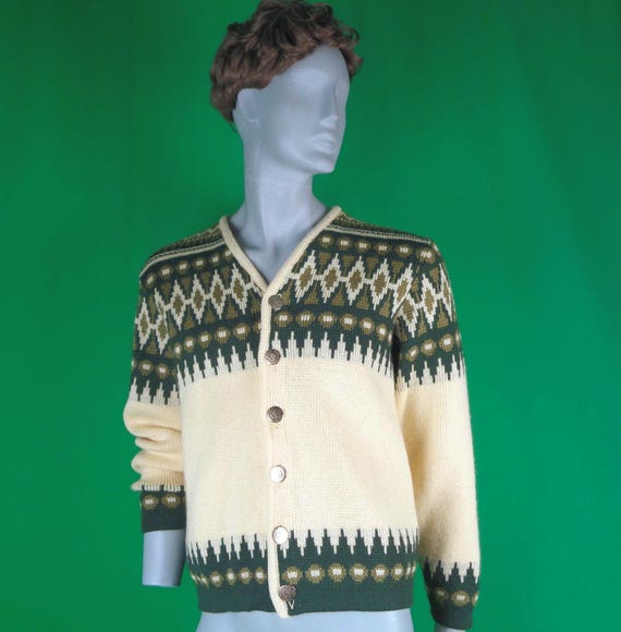 Vintage Retro Unisex Clothing White Ram Button Cardigan Sweater Top Knitwear 1960s 70s LG Wool Chevron Jumper White Yellow Green Casual Gift