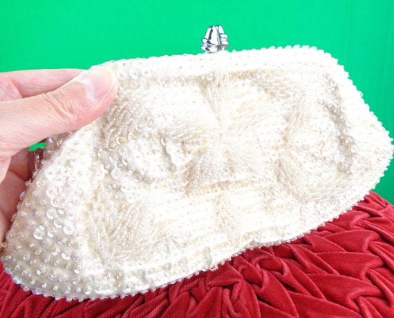 Vintage Retro Clutch Purse Handbag 1950s 1960s Mid Century Iridescent Bead Disc Ivory Satin Wedding Party Formal Evening Gift Accessorie