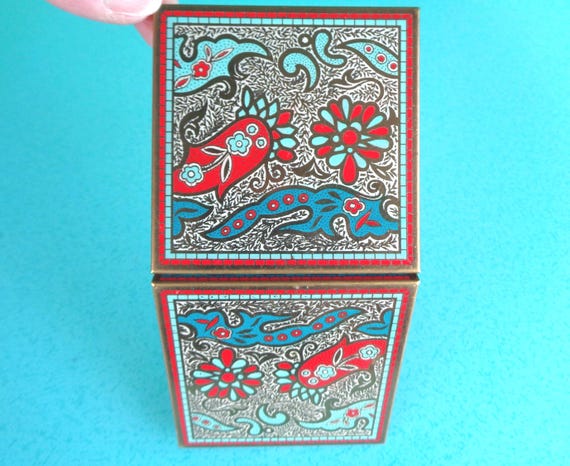 Vintage Retro Volupte Enamel Powder Compact Face Hand Pocket Mirror 1940s 50s Makeup Cosmetic Personal Skincare Keepsake Memento Gift