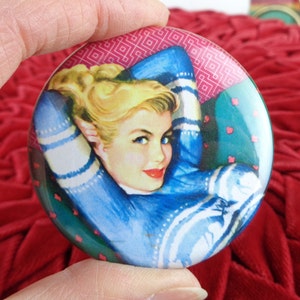 Espejo compacto de bolsillo pequeño, redondo, estilo vintage, retro, de los años 50 y 60, accesorio para maquillaje, cosméticos, baño, herramienta de belleza, bolso, regalo para fiesta de noche