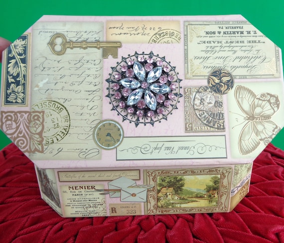 Vintage Retro Collectible Keepsake Decorative Storage Small Box Bin Tote Display Home Room Accent Center Piece Living Decor Wedding Gift
