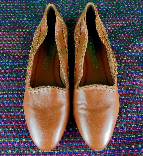 Vintage Retro Italian Franco Sarto Pointed Toe Flats Shoes Slip Ons Footwear Brown 1980s 1990s Size 9N Wedding Party Evening Gift Accessory