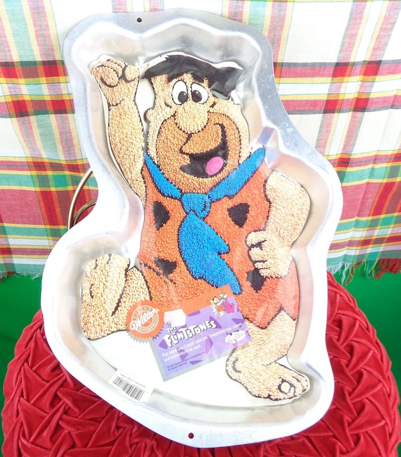 Vintage Retro Fred Flintstone Cake Bakeware Cook Pan Tray 1994 Hanna Barbara Cartoon Aluminium Kitchen Dining Serving Home Decor Party Gift