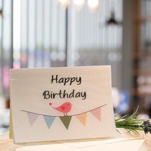Edle Klappkarte individuelle Karte Geburtstag Happy Birthday bunte Wimpel Vogel in blau oder rosa Transparentpapier