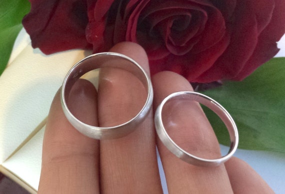 4.5 mm men's wedding band