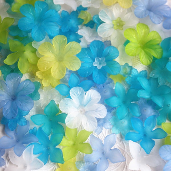 120pcs mint green yellow blue lucite flower beads jewellery making craft accessory, diy materials, handcraft mix lot acrylic plastic flower