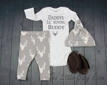 Personalized Onesie,Baby Leggings and Headband,Daddys Hunting Buddy,Boys Deer,Personalized,Boys Coming Home Set,Baby,Onesie,Gray,Buck,Hat