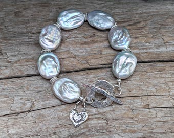 Extra großes silbergraues Perlenarmband, einzigartiges Perlenarmband, Statement-Armband, große Süßwasserperlenarmband, Boho-Armband