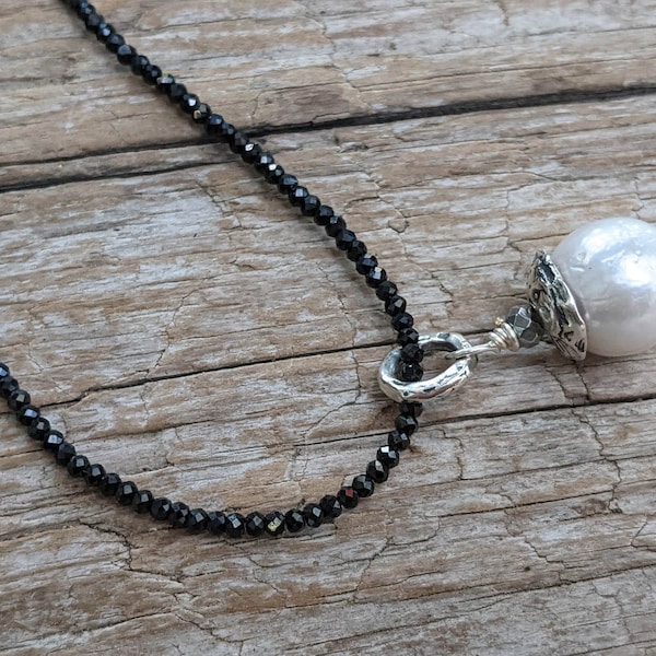 Super Sparkly Black Spinel Necklace with White Edison Pearl Pendant, Thin Dainty Black Gemstone Sparkly Necklace, Pearl Layering Necklace