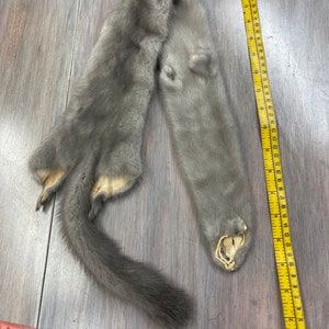 Gray Sapphire Mink Fur Skin Pelt Craft Scarf Winter Accessory Tail A-10