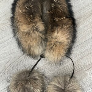 24’’ Genuine Silver Fox Finn Raccoon Strap HeadBand Scarf Pompons