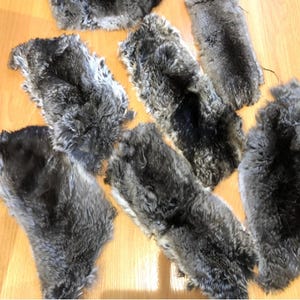 Reclaimed Genuine Gray Fur Scraps – Vintage Offcuts for Sewing & Crafts