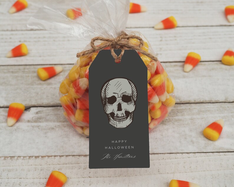 HALLOWEEN GIFT TAGS Skull and Bones image 1