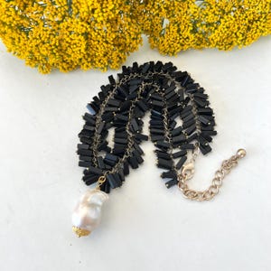 Natural Short Black Onyx White Baroque Pearl Necklace, Gemstone Pearl Necklace, Natural Pearl Necklace, Her Pearl Statement, Designer Gift