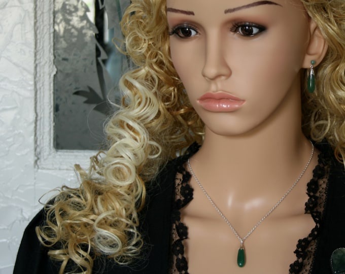 Discrete, Gemstone 'Classic Elegance' dropper Day Collar / Slave Necklace. Sterling silver and Gemstone. Choose stone.