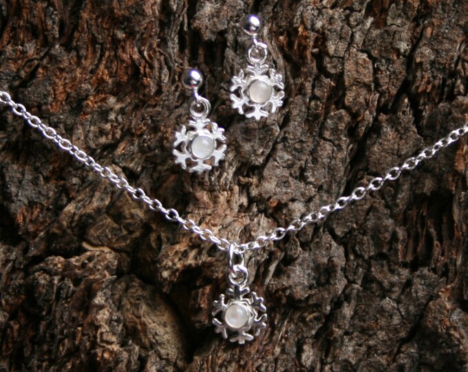 Winter snow - Sterling Silver Snowflake stud drop earrings & pendant boxed gift set. Choose White Opal, Blue Opal or Moonstone. Christmas.