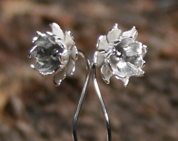 Lily-Ann ~ Simply Silver ~ Wildflower series ~ Exclusive design sterling silver flower earrings. Long stem. Floral. Eco-friendly. Stemmed.