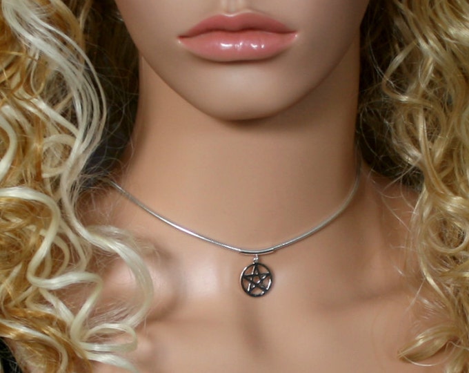 Small Pentacle choker ~ Sterling Silver Pentagram necklace. Choker necklace. Choose Hammered or plain finish.