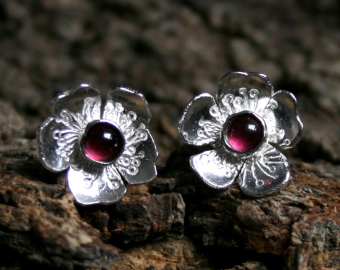 Rosa ~ Garnet & Sterling Silver stud earrings. 'Wildflower series' Exclusive design. Tiny flower, Capricorn birthstone, January gemstone.
