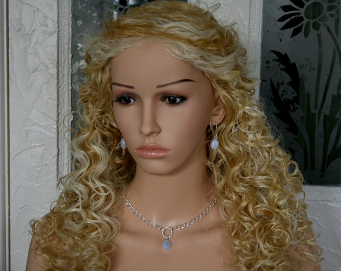 Heavyweight PERMANENTLY LOCKING fancy O ring Day Collar / Slave Necklace. Principessa Blue Lace Agate dropper. Fully UK Hallmarked silver.