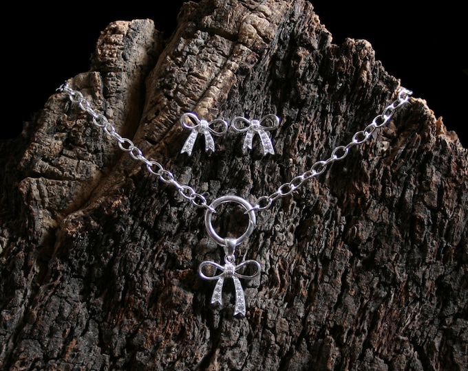 Permanently locking Discrete Sterling silver CZ Bow O ring Day Collar / Slave Necklace. Infinity / Eternity ring. Baby girl bow. DD/lg