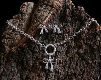 Permanently locking Discrete Sterling silver CZ Bow FANCY O ring Day Collar / Slave Necklace. Infinity / Eternity ring. Baby girl bow. DD/lg