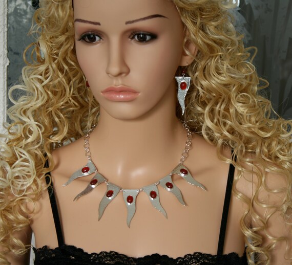 Exclusive aten Rustica Designer Necklace Earring Set. Fully UK