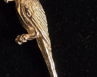 9ct Yellow Gold, Pre-loved, vintage, Parrot/Macaw charm