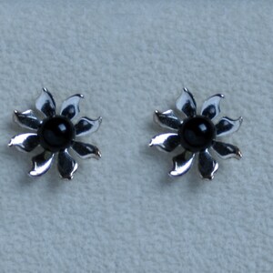 Handmade &#39;Ma Petite Fleur&#39; earrings. Traditionally hand made sterling silver gemstone flower stud earrings with Black Onyx, for pierced ears