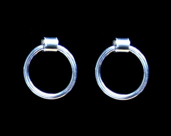 Discrete Unisex Slave stud Earring. 'Story of O' BDSM O ring earrings. Sterling silver. Discrete and elegant.