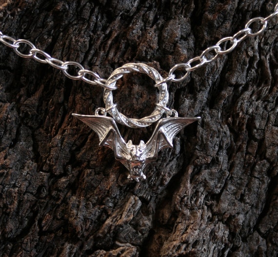 Gothic Bat Discrete Fancy O Ring Day Collar Slave Necklace