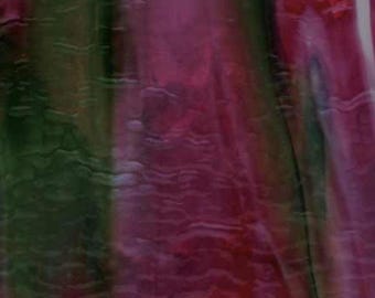 Bullseye Streaky Glass: Cranberry Pink, Emerald Green, White 3+ Color Mix, Double-rolled, 3 mm, Fusible. 003345-0030-F
