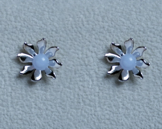 Handmade 'Ma Petite Fleur' earrings. Traditionally hand made, sterling silver gemstone flower stud earrings with Blue Lace Agate.