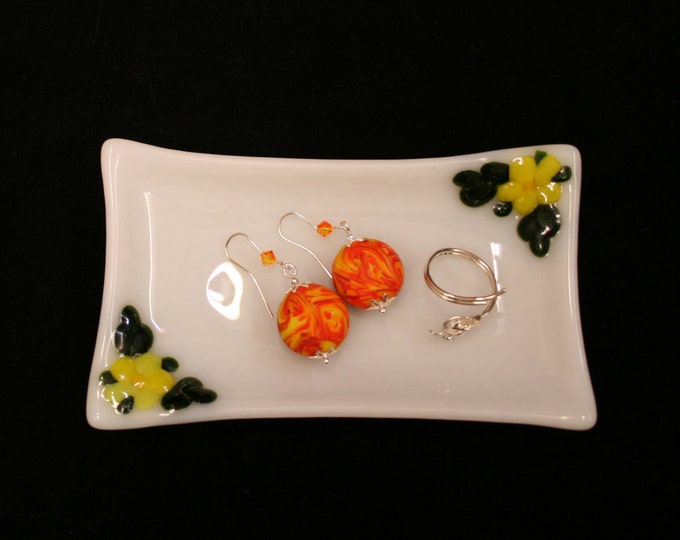 Flora in Yellow ~ A hand made, fused glass trinket / soap / sushi / butter dish with raised yellow flowers and green leaves on a white base