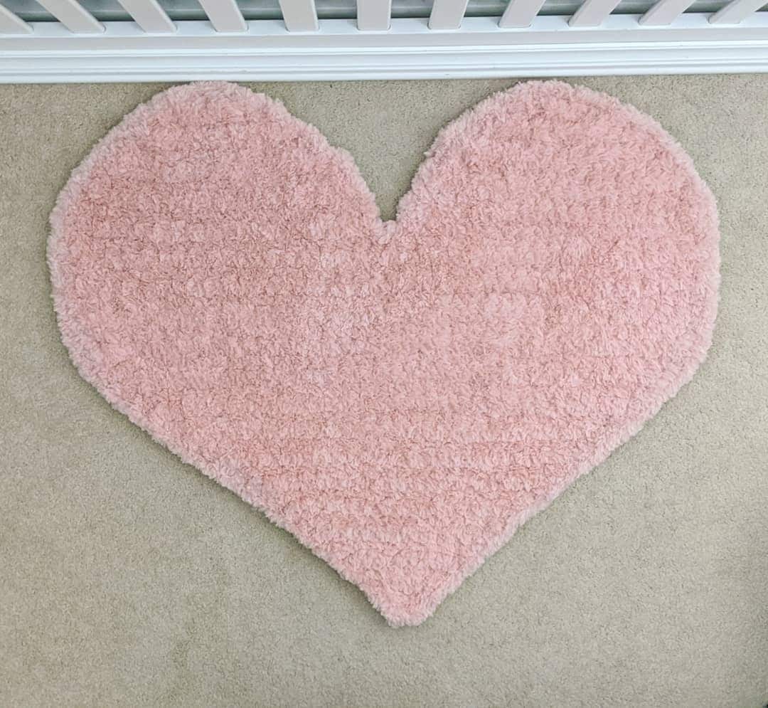 Heart Shaped Crochet Rug Pattern