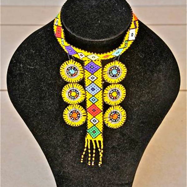 African Zulu Beaded Necklace -  CHOKER - Yellow Rosettes