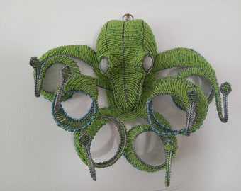 Afrikanische Perlen Draht Skulptur - Oktopus Schlüssel Rack - Grün mit weißen Augen