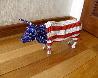 African Beaded Wire Bull Medium Small - USA
