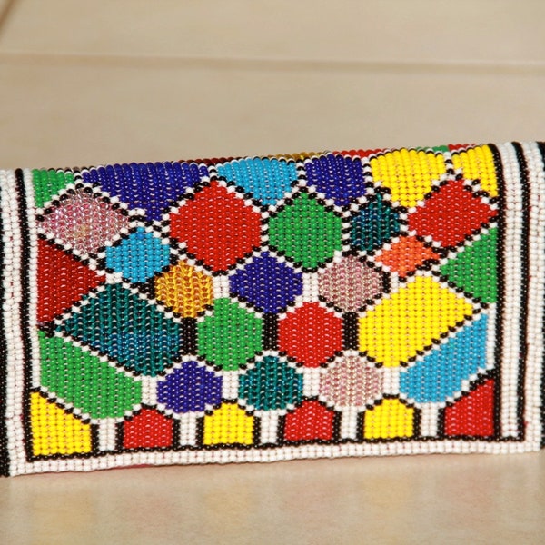 African Zulu Beaded Accessories -  PURSE - Honeycomb pattern