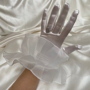 Gants courts en satin à volants en résille IVOIRE DÉCLARATION pour événement de mariage à froufrous, costume de performance de danse, costume burlesque drag cosplay image 3