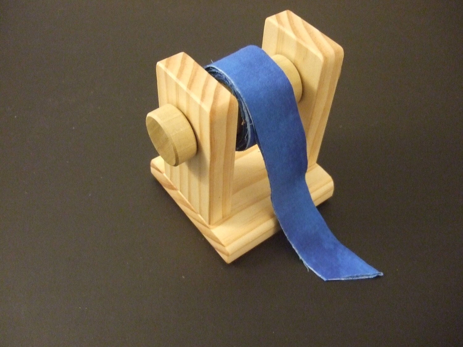 Quilters Binding Winder, for King Size and Smaller Quilts