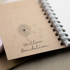 Großer Namens-Stempel Pusteblume Willow x Vorname und Nachname Bild 1