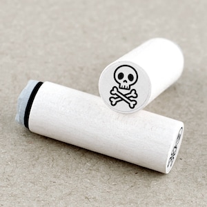 Ministempel Totenkopf