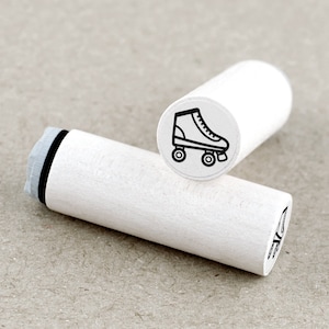 Ministempel Rollschuh