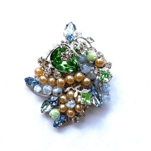 Original by Robert Brooch, Handcrafted Jewelry, Pastel Stones and Faux Pearls, Circa 1950s/1960s Gift for Her https://vocevintage.etsy.com