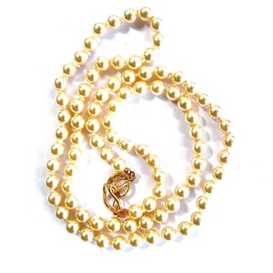 Kenneth Jay Lane KJL Luscious Classic Single Strand Faux Pearl Necklace 15&quot; long